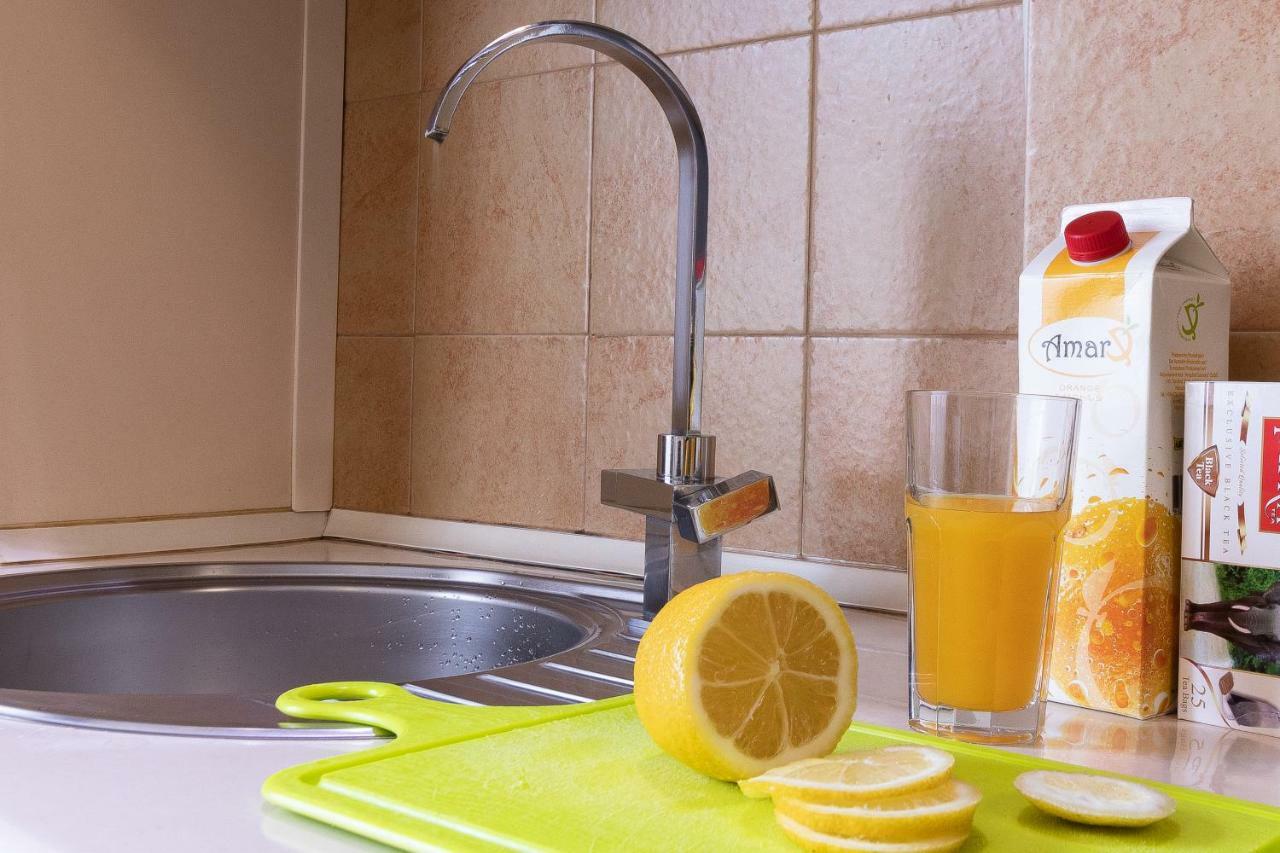 Stay Inn Apartments On 33 Sayat-Nova Avenue Ереван Екстериор снимка